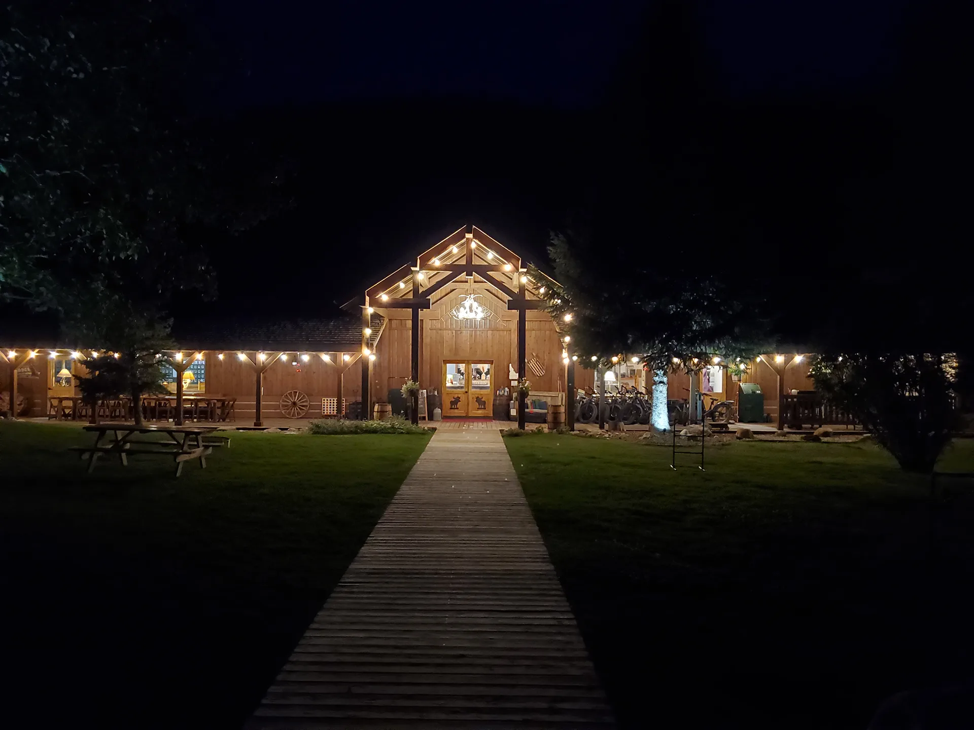 moose creek ranch at night