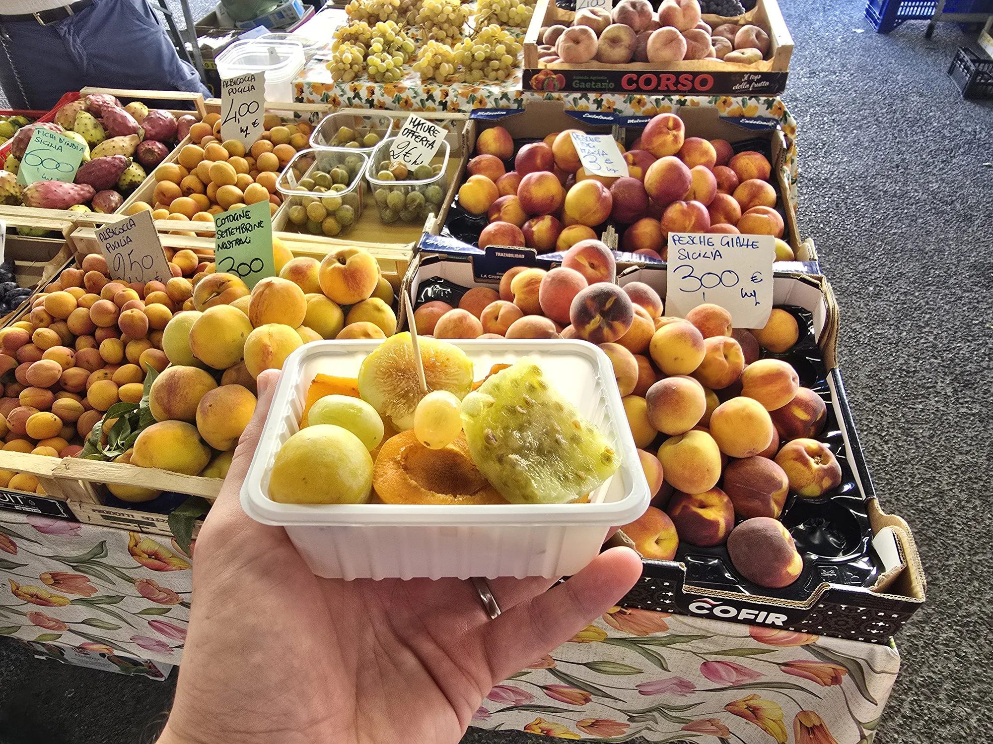 fresh fruit platter